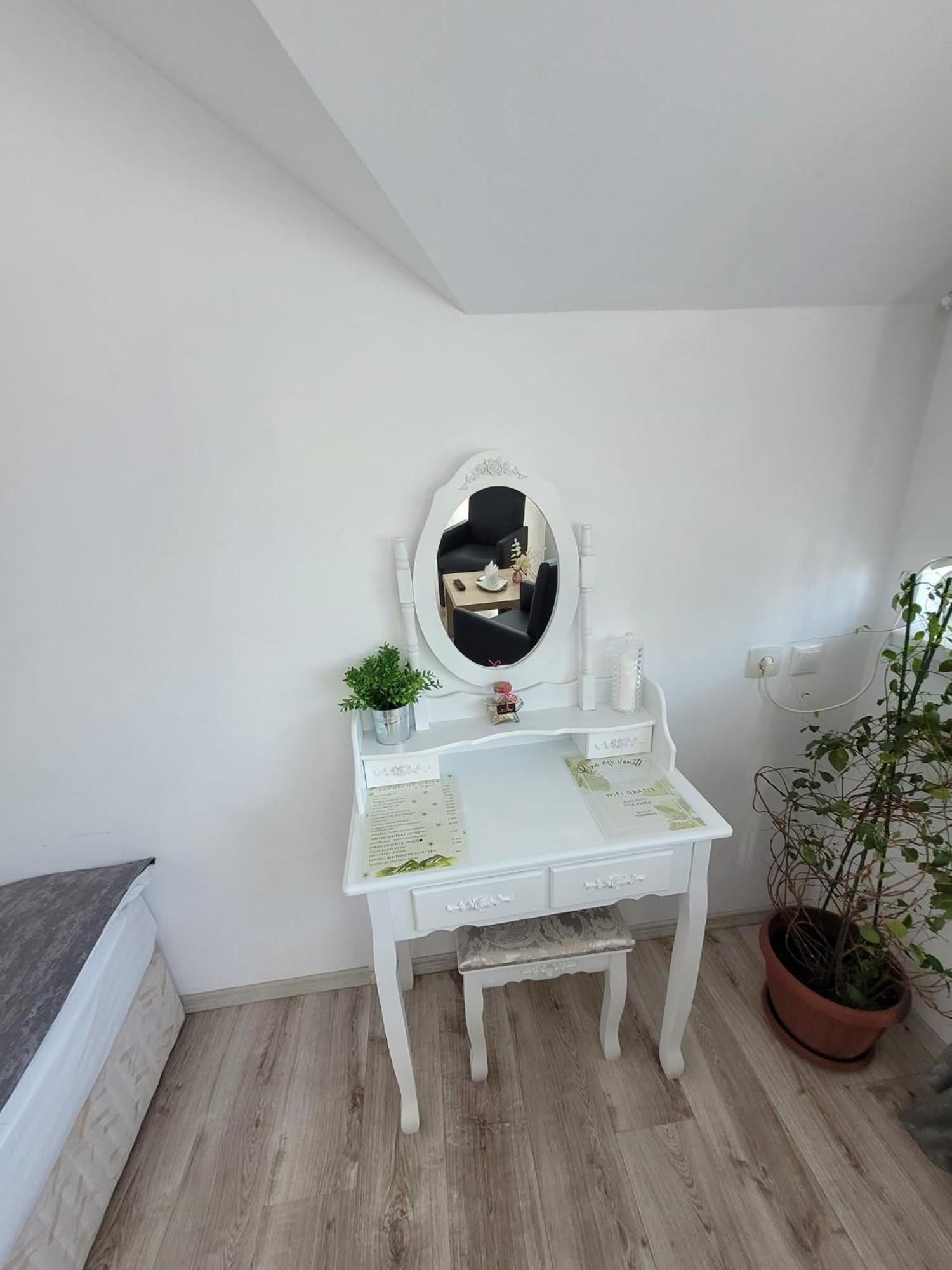 Vila Emma Rîşnov Habitación foto